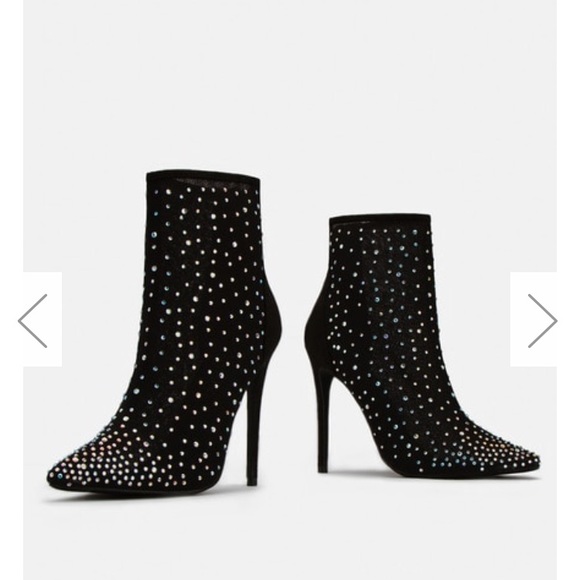 💥NEW💥 Rhinestone Pointy Toe Booties!🔥 - Picture 4 of 7